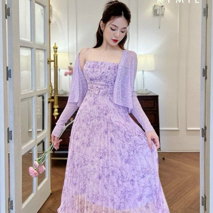 Những Kiểu Set Váy Đi Biển Đẹp Đến Ngẩn Ngơ - Set Váy Kèm Áo Khoác