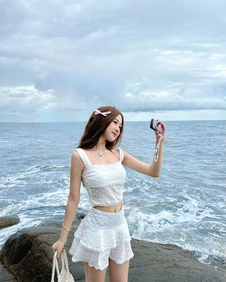 Người Gầy Khó Chọn Đồ Đi Biển Thế Nào?