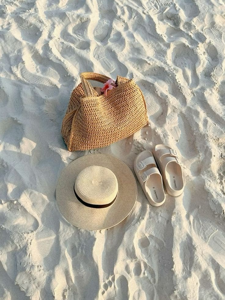 Cách Phối Đồ Với Túi Đi Biển Để Nổi Bật Hơn