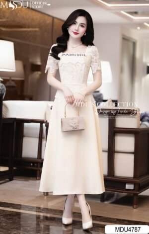 Váy Thiết Kế MDU4787 Trắng Kem Chữ Thêu Tinh Tế