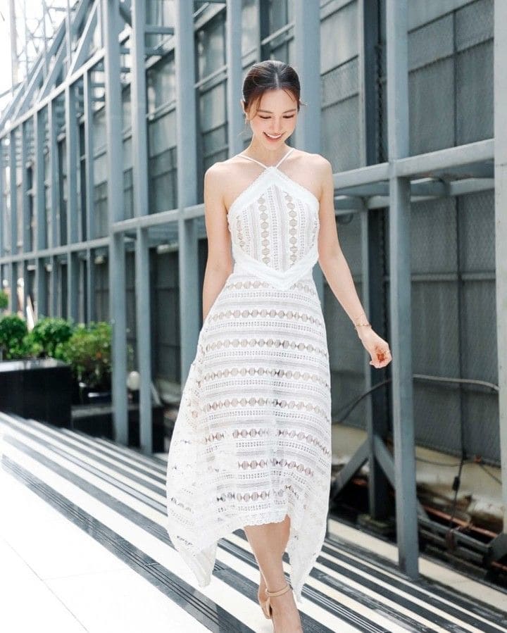 Xu Hướng Áo Yếm Đi Biển 2025 - Cập Nhật Ngay