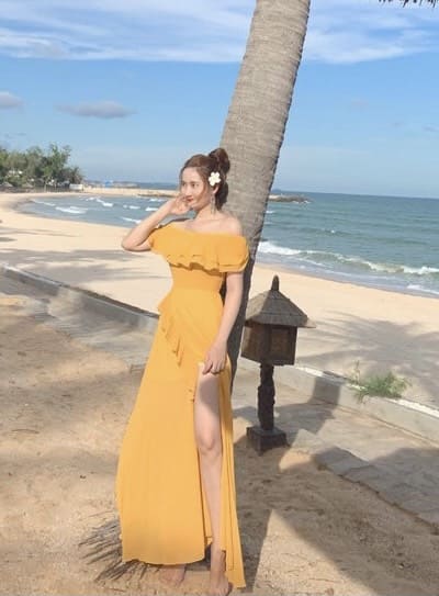 Các Kiểu Dáng Đầm Maxi Trễ Vai Đẹp Nhất - Xẻ Tà