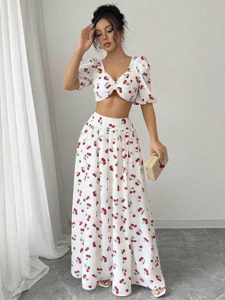 Lưu Ý Khi Chọn Và Mặc Chân Váy Hoa Đi Biển