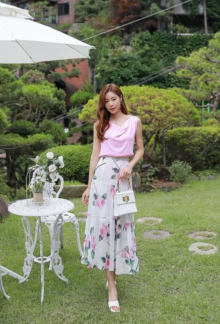 Kết Luận – Tỏa Sáng Với Chân Váy Hoa Đi Biển