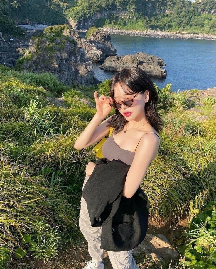 Bí Quyết Chăm Sóc Tóc Ngắn Khi Đi Biển