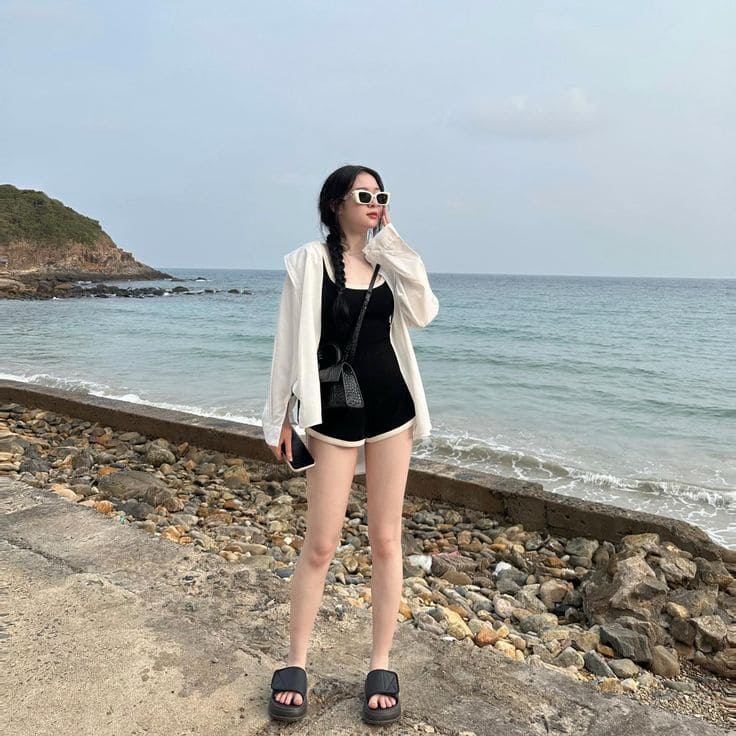 Gợi ý set đồ đi biển hoàn chỉnh