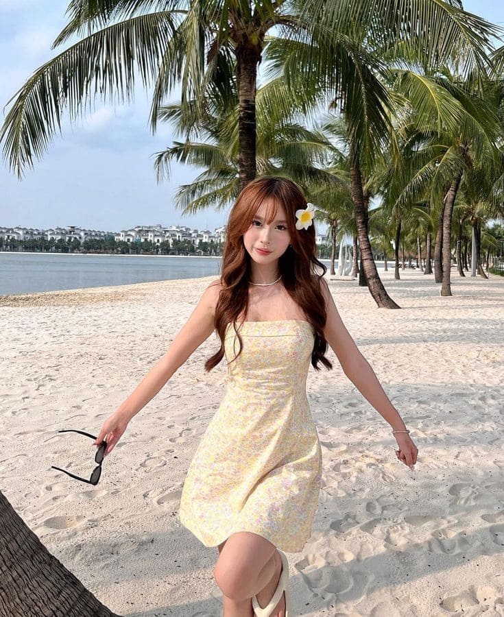 Nguyên tắc vàng khi chọn trang phục đi biển cho người lùn