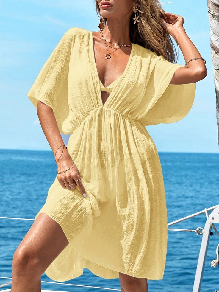 Kiểu Dáng Váy Đi Biển Hoàn Hảo Cho Người Vai To - Váy Cánh Dơi