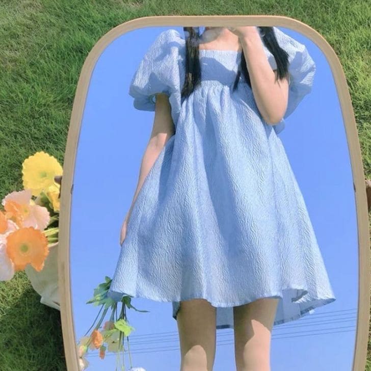 Các kiểu dáng váy đi biển màu xanh hot nhất hiện nay - Váy babydoll