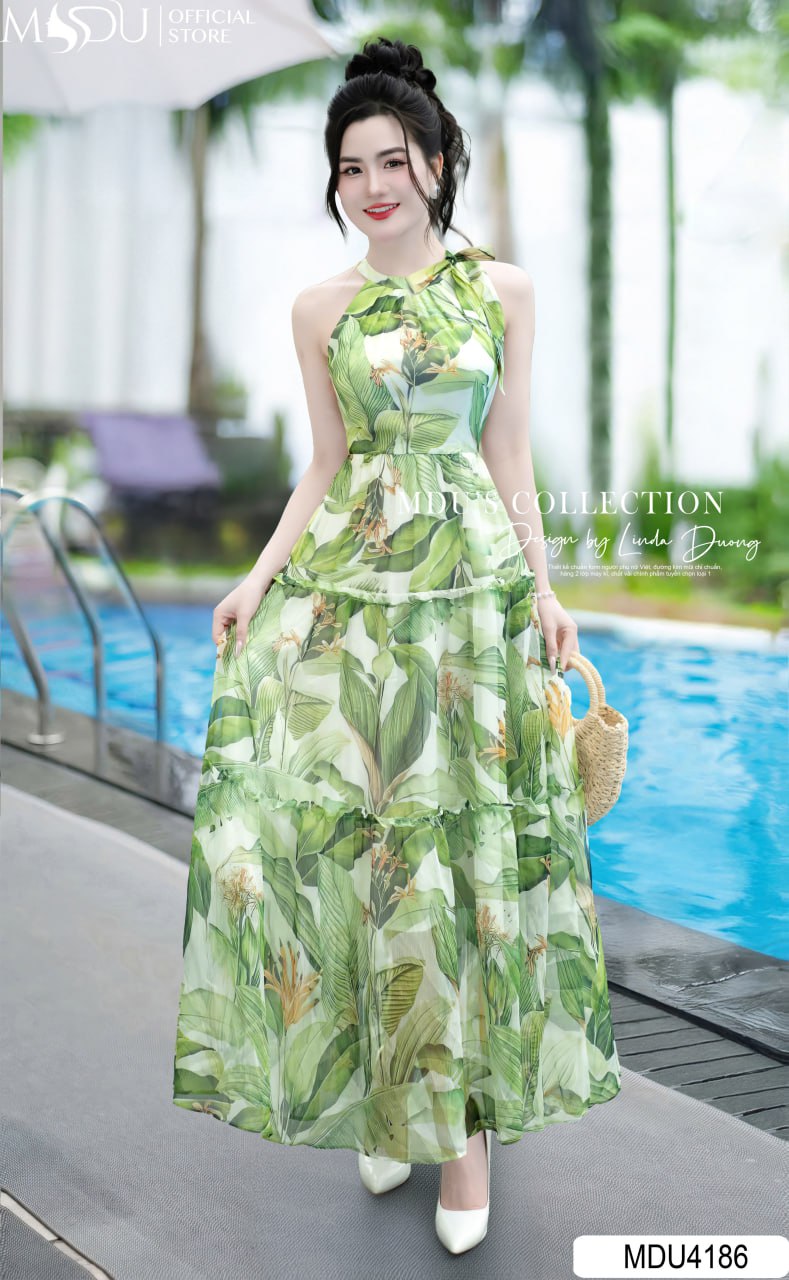 Cách chọn váy đi biển màu xanh bơ phù hợp dáng người