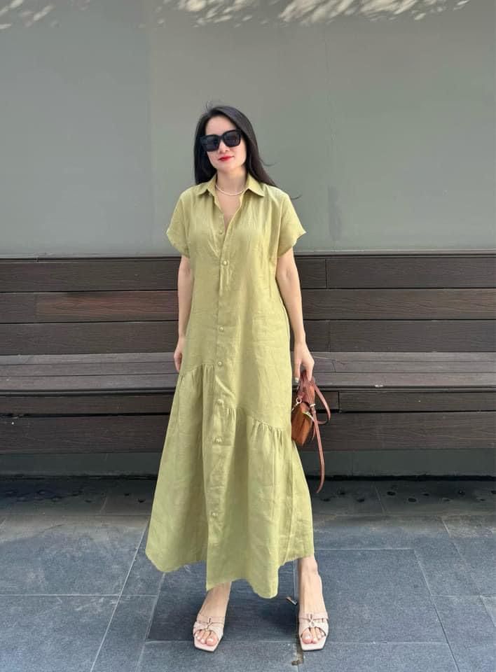 Các kiểu váy đi biển màu xanh bơ hot trend nhất 2025 - 