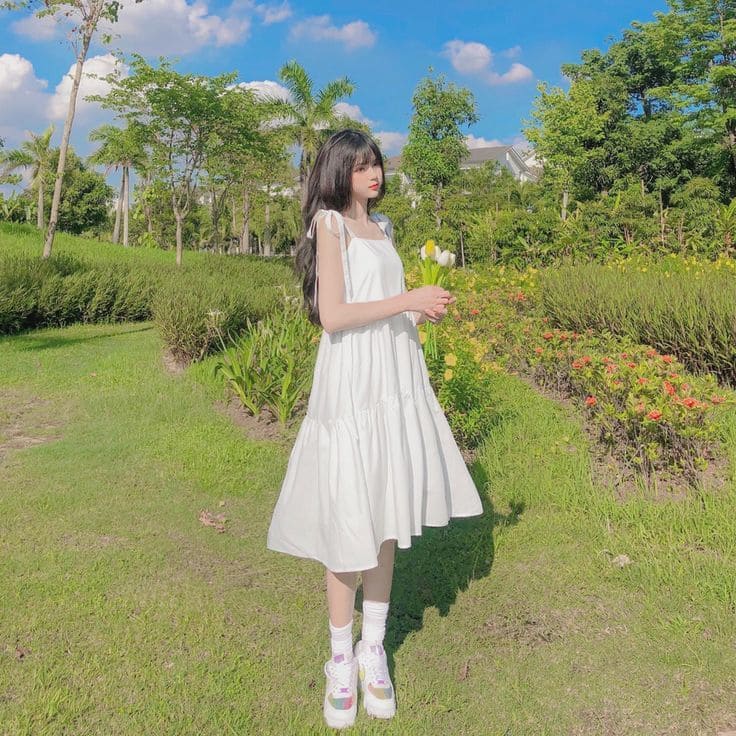 Mẹo Chọn Váy Maxi Đi Biển Màu Trắng Theo Dáng Người