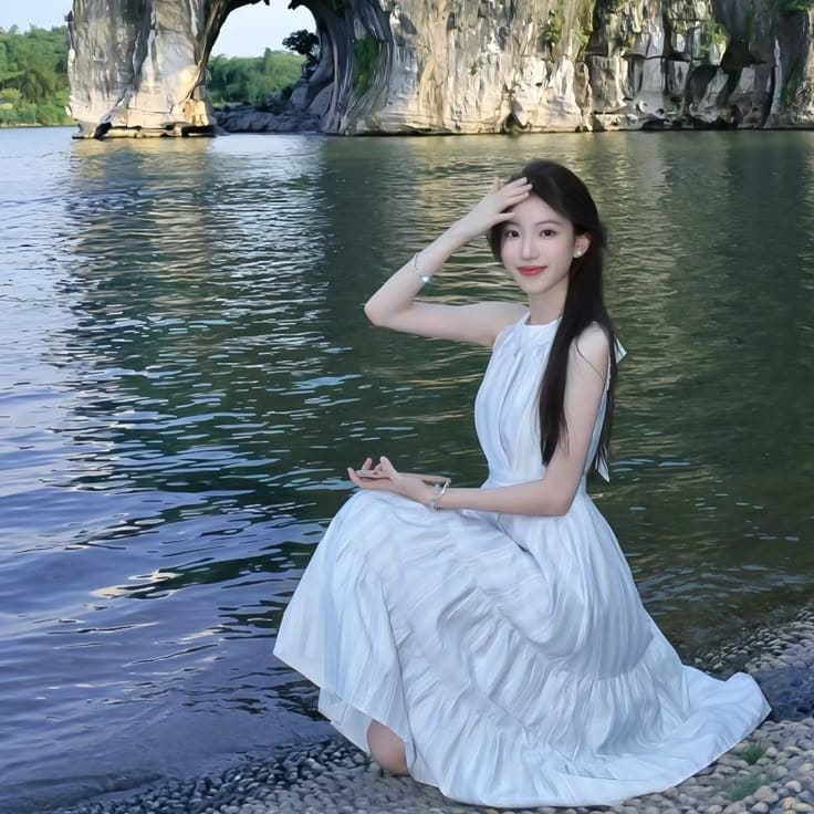 Tại Sao Váy Maxi Đi Biển Màu Trắng Lại Là “Chân Ái”?