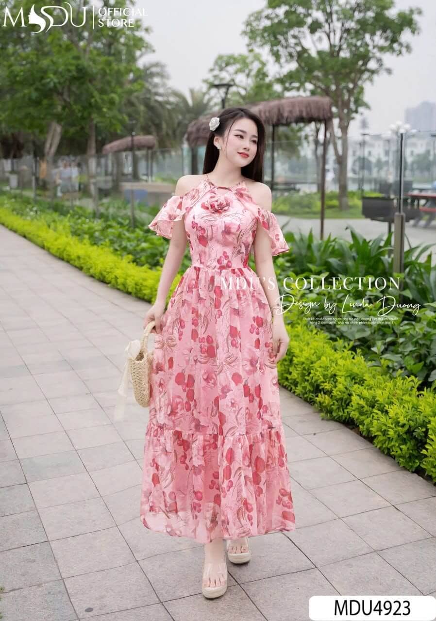 Các Kiểu Áo Yếm Đi Biển Đẹp Lung Linh Cho Mọi Người - Áo Yếm Dài