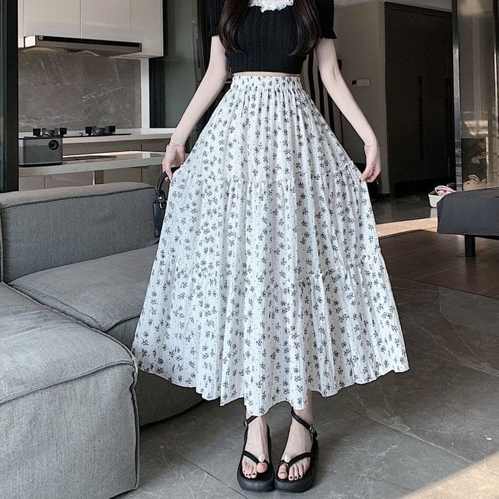 Các kiểu chân váy dài đi biển khiến nàng "đốn tim" mọi ánh nhìn - Chân váy hoa nhí