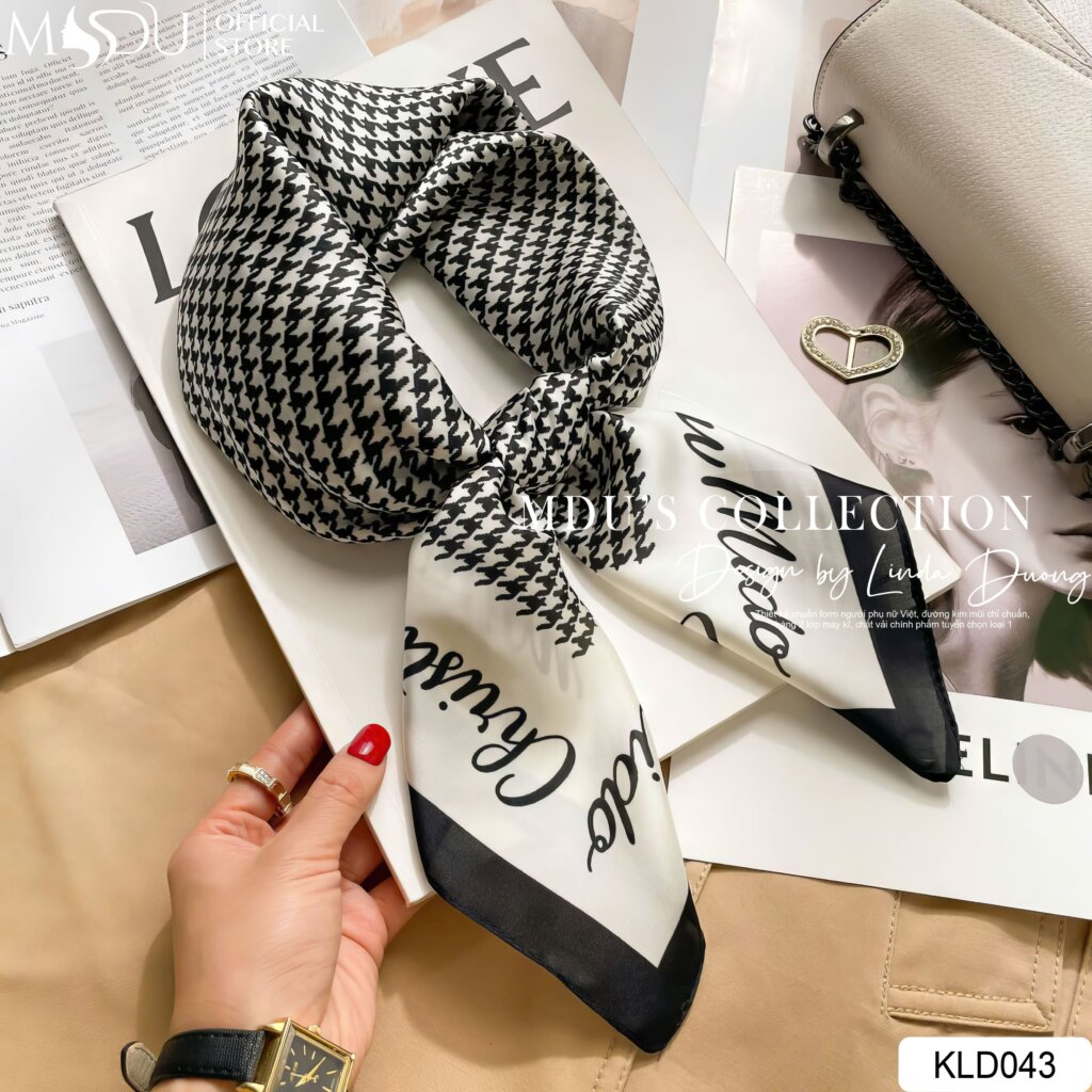 KLD043 – Tinh Tế Từ Cái Nhìn Đầu Tiên Với Họa Tiết Kinh Điển