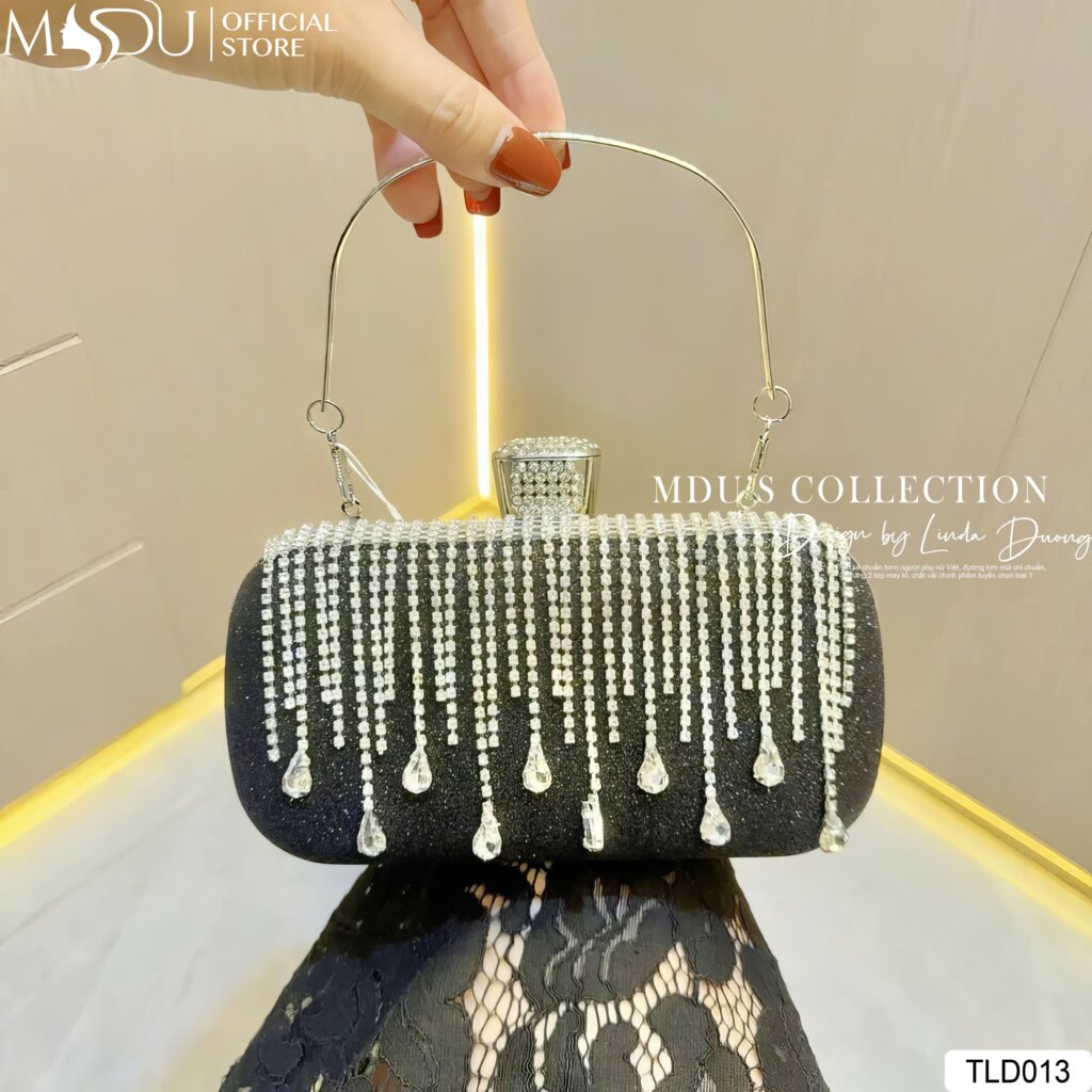 TLD013 – Khi Sự Kiêu Hãnh Của Nàng Được Gói Gọn Trong Một Chiếc Clutch