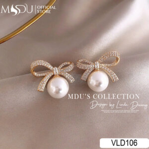 Đôi Hoa Tai Ngọc Trai Đính Nơ VLD106 – Nhẹ Nhàng Mà Cuốn Hút