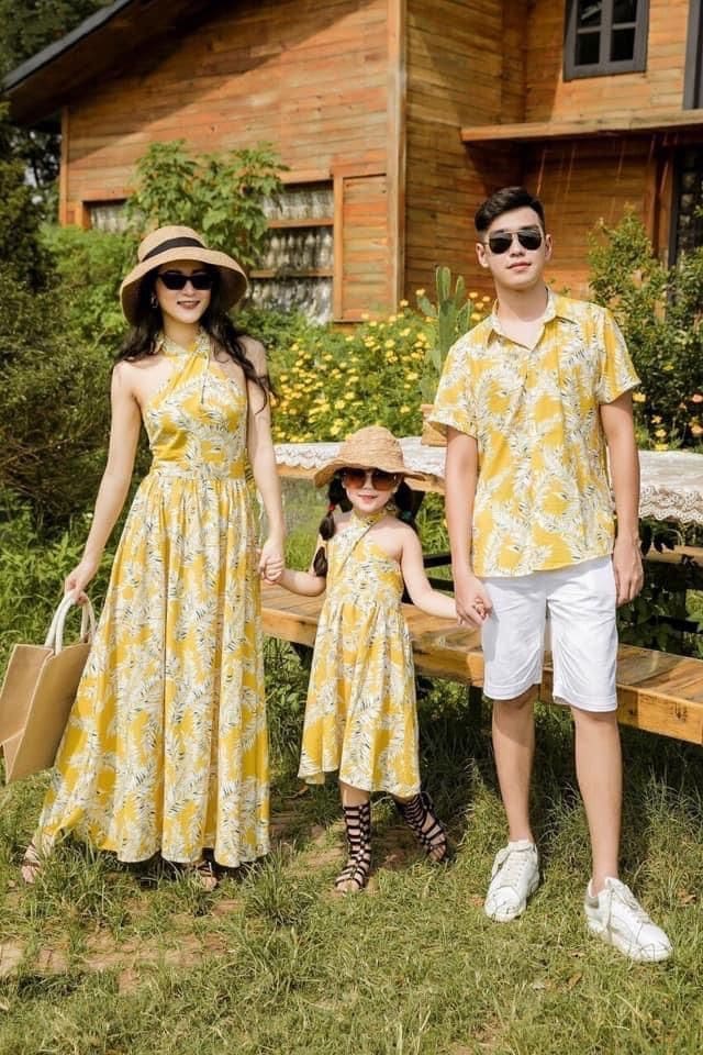 Trang Phục Đi Biển Đẹp Cho Nhóm Và Gia Đình