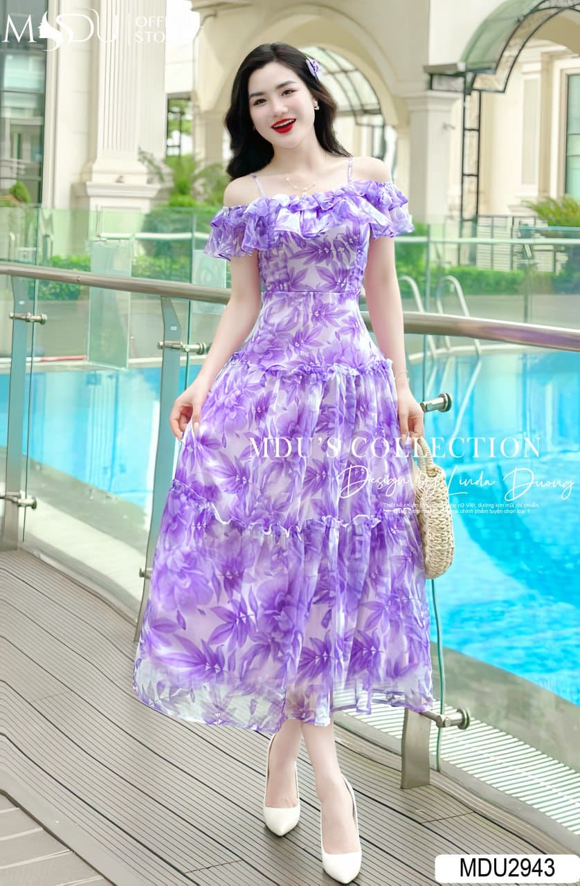 Các Kiểu Dáng Váy 2 Dây Đi Biển Đẹp Lung Linh - 