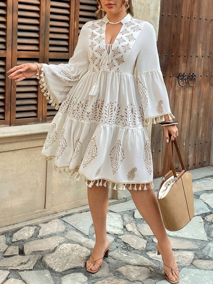 Vì Sao Váy Bohemian Đi Biển Lại "Hút Hồn" Chị Em?