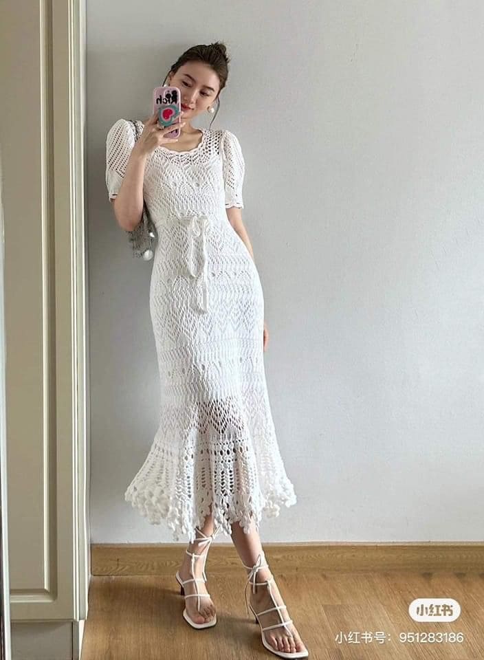 Gợi Ý 7 Mẫu Váy Hohemian Đi Biển Đẹp Mê Hồn - Váy Đan Móc Trắng Vintage