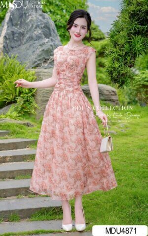 Váy Thiết Kế MDU4871 Tơ Xước Hoa Bướm 3D Xếp Nếp Eo Cổ Thuyền Thanh Lịch