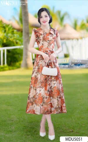 Váy Thiết Kế MDU5051 Tơ Xước Hoa Nâu Cam Dáng Dài Xòe Nhẹ Chiết Eo