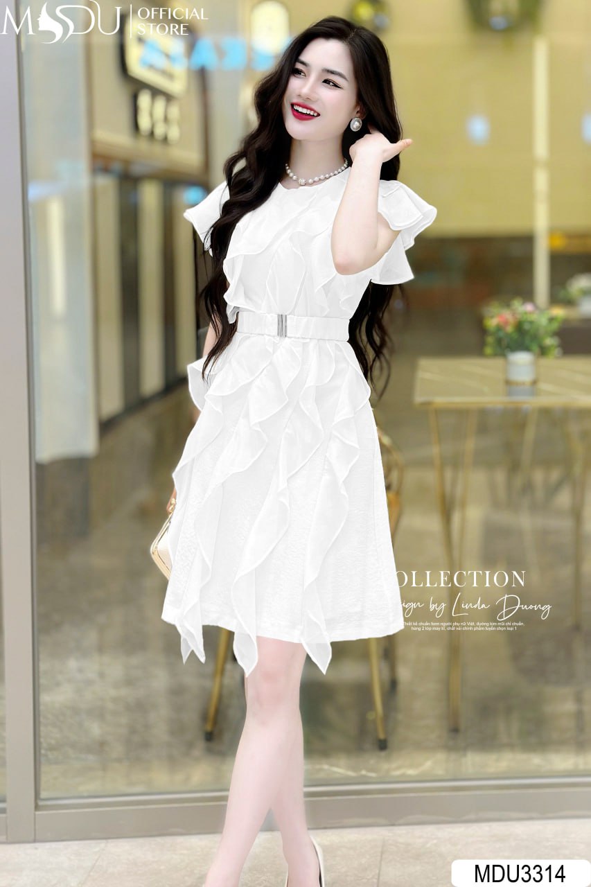 Váy Dạ Hội Màu Trắng Cho Người Gầy