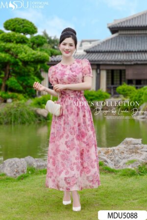 Váy Thiết Kế MDU5088 Tơ Xước Hồng Pastel Dáng Xòe Nhẹ Hoa Đính Eo Thanh Lịch