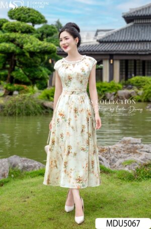Váy Thiết Kế MDU5067 Lụa Mango Ánh Kem Họa Tiết Hoa Nhí