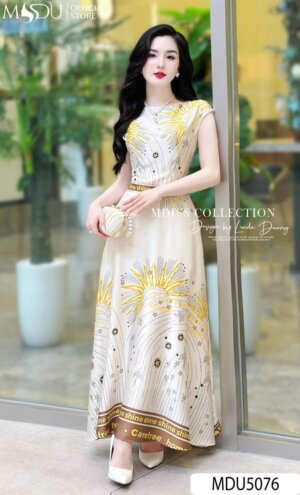 Váy Thiết Kế MDU5076 Lụa Latin Cao Cấp In Hoa Chìm Màu Be Nhẹ