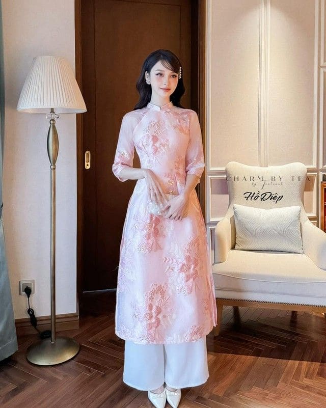 Mẹo Phối Giày Và Túi Xách Với Áo Dài