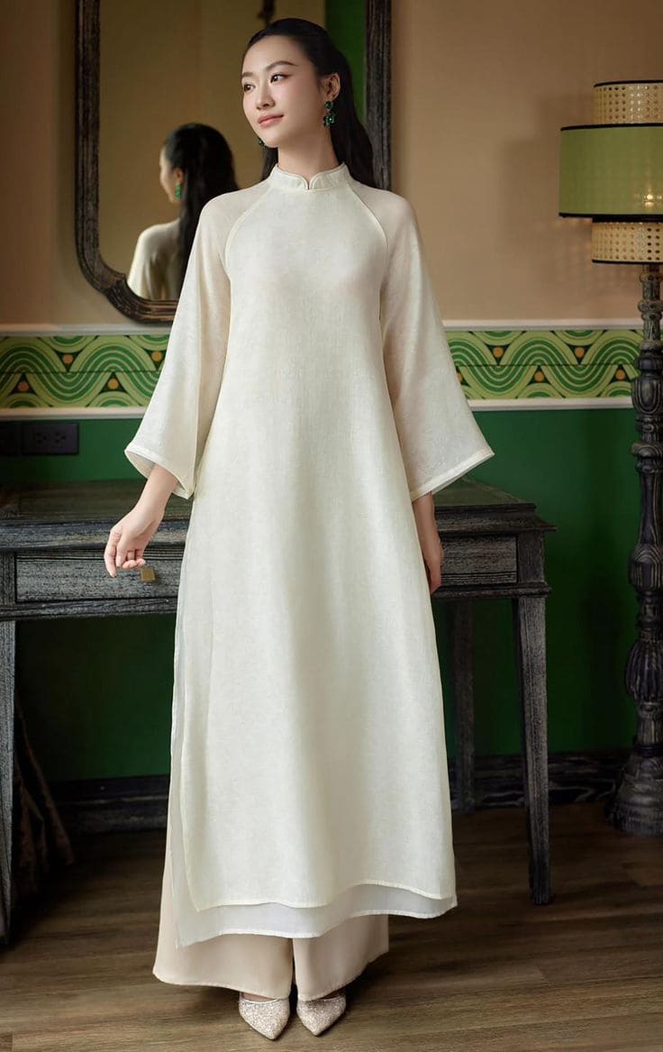 Áo Dài Không Chiết Eo: Sự Thoải Mái Và Thanh Lịch