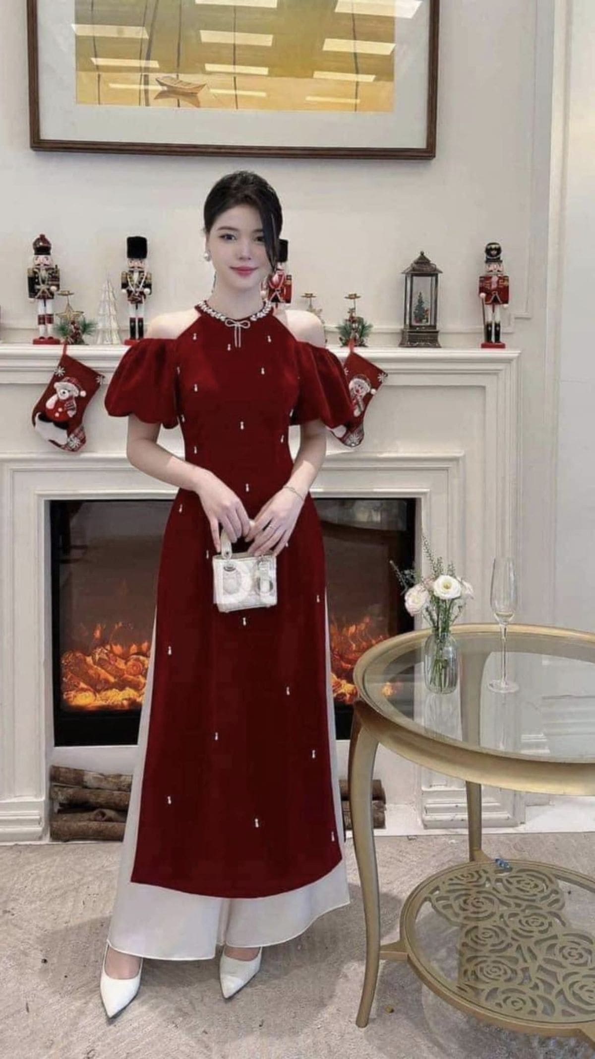 Chất Liệu Nhung: Quý Phái Và Đẳng Cấp