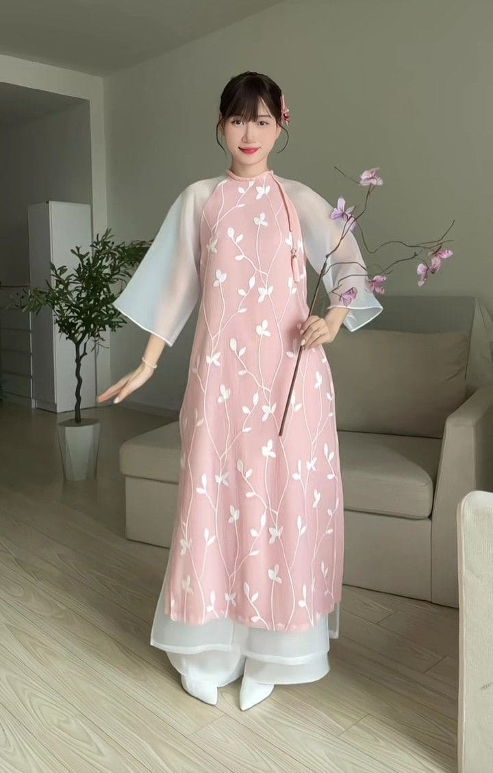 Chất Liệu Voan: Nhẹ Nhàng Và Thanh Thoát