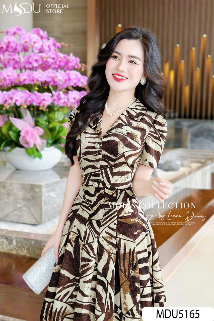 Vì Sao Kiểu Tóc Đẹp Cho Váy Dạ Hội Lại Quan Trọng?