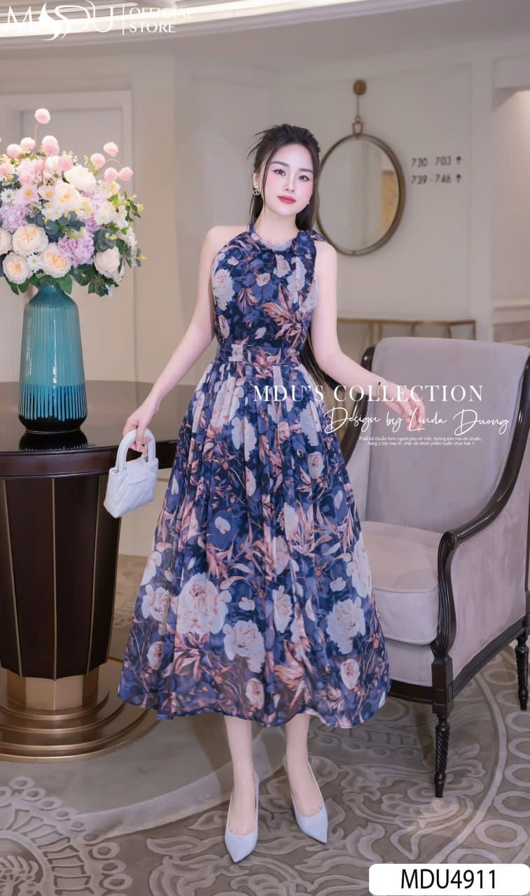 Váy Dạ Hội Cổ Yếm Cho Team Đầy Đặn