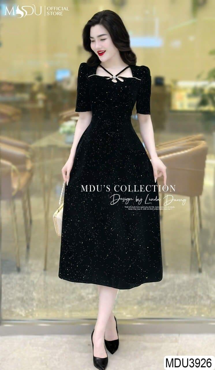 Váy Nhung Dạ Hội Cho Dáng Quả Táo