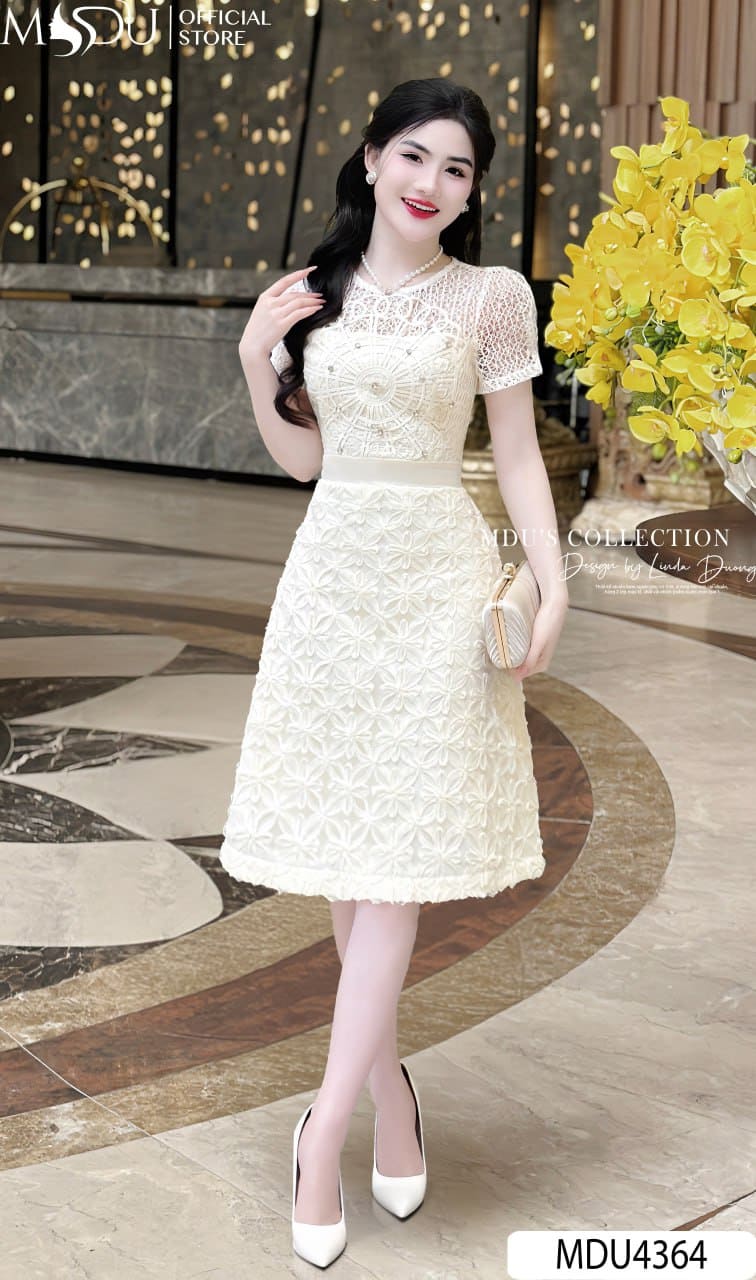 Váy Ren Dạ Hội Đính Đá Và Sequin