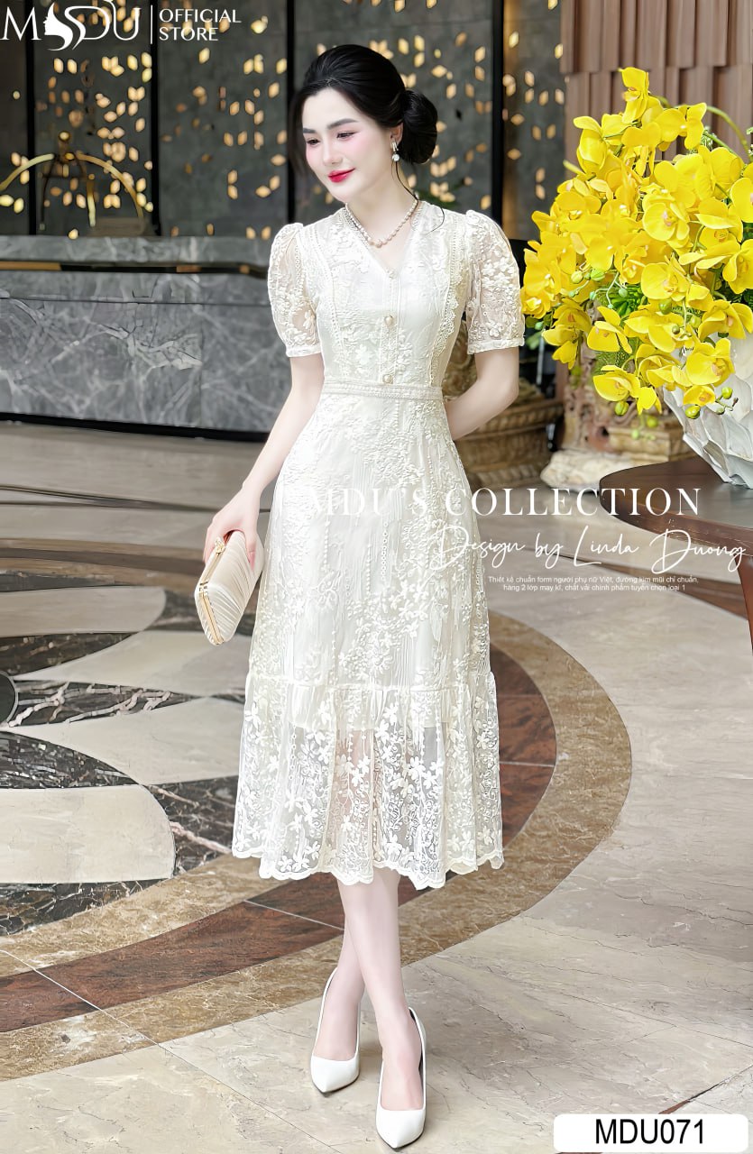 Váy Ren Dạ Hội Kết Hợp Voan Hoặc Lụa